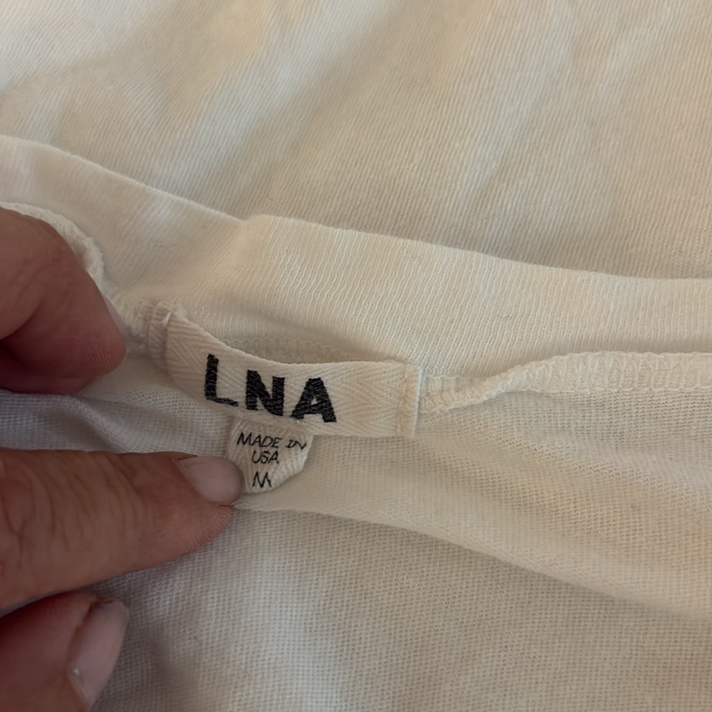 LNA white soft great high end slouchy tshirt. Made in USA - Picture 9 of 10
